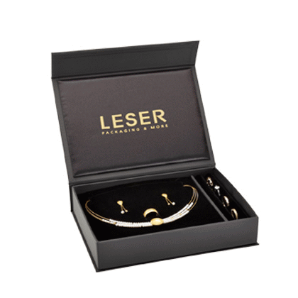 Kleine hochwertige Präsentbox zur Aufbewahrung von Schmuck